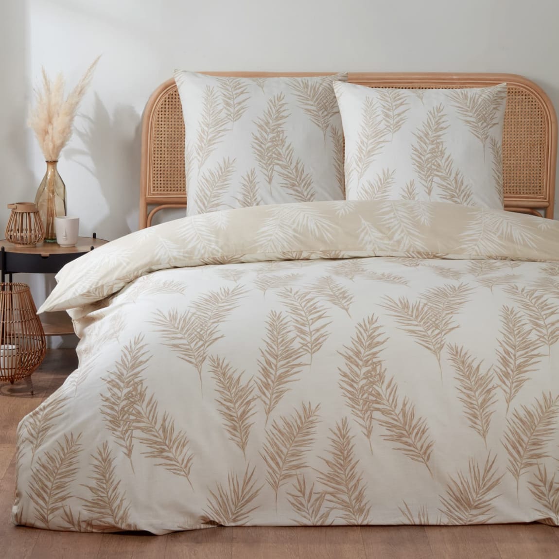 Home Collection Natural Fern Leaves Print Duvet Set - Double