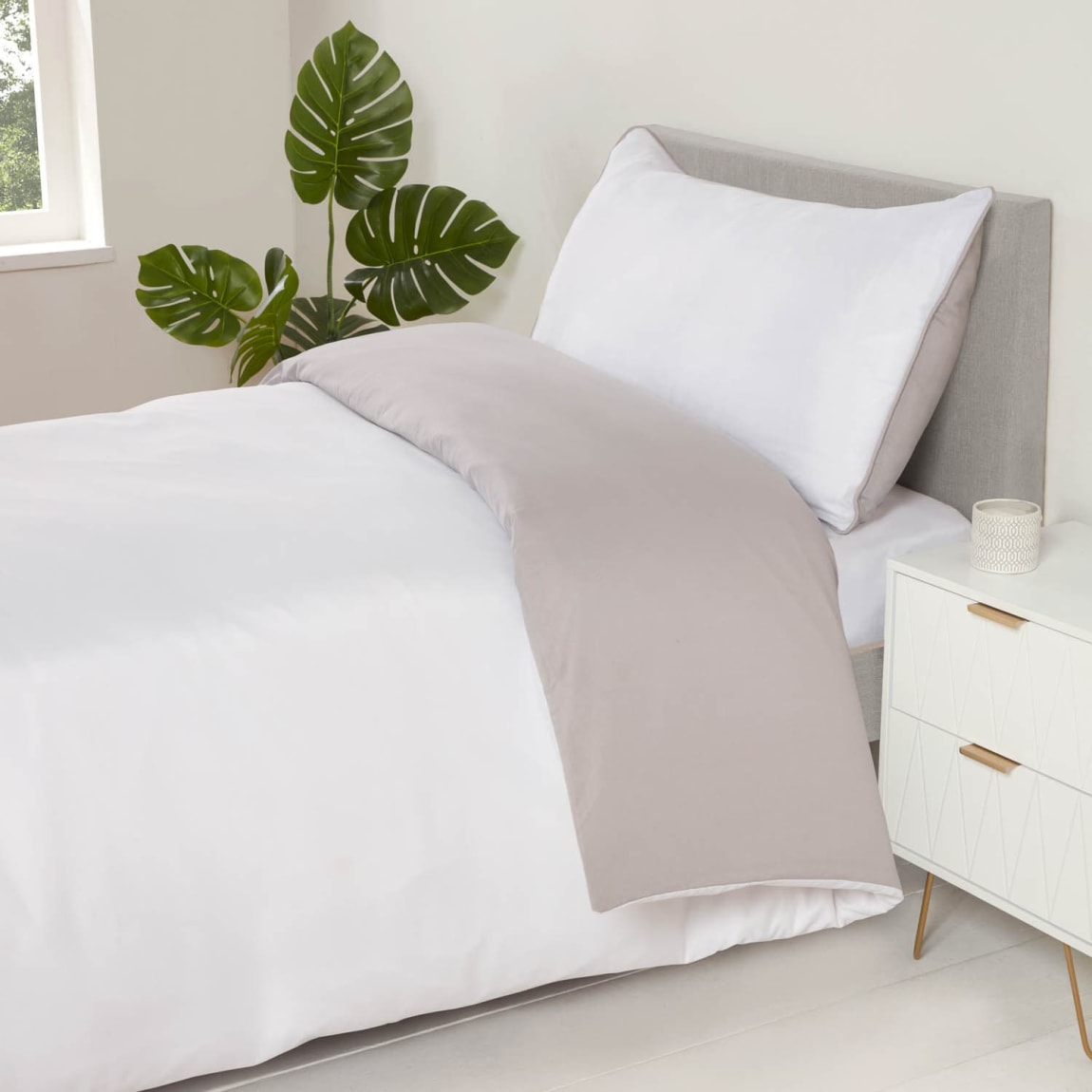 Simply Reversible White - Grey Single Duvet Set