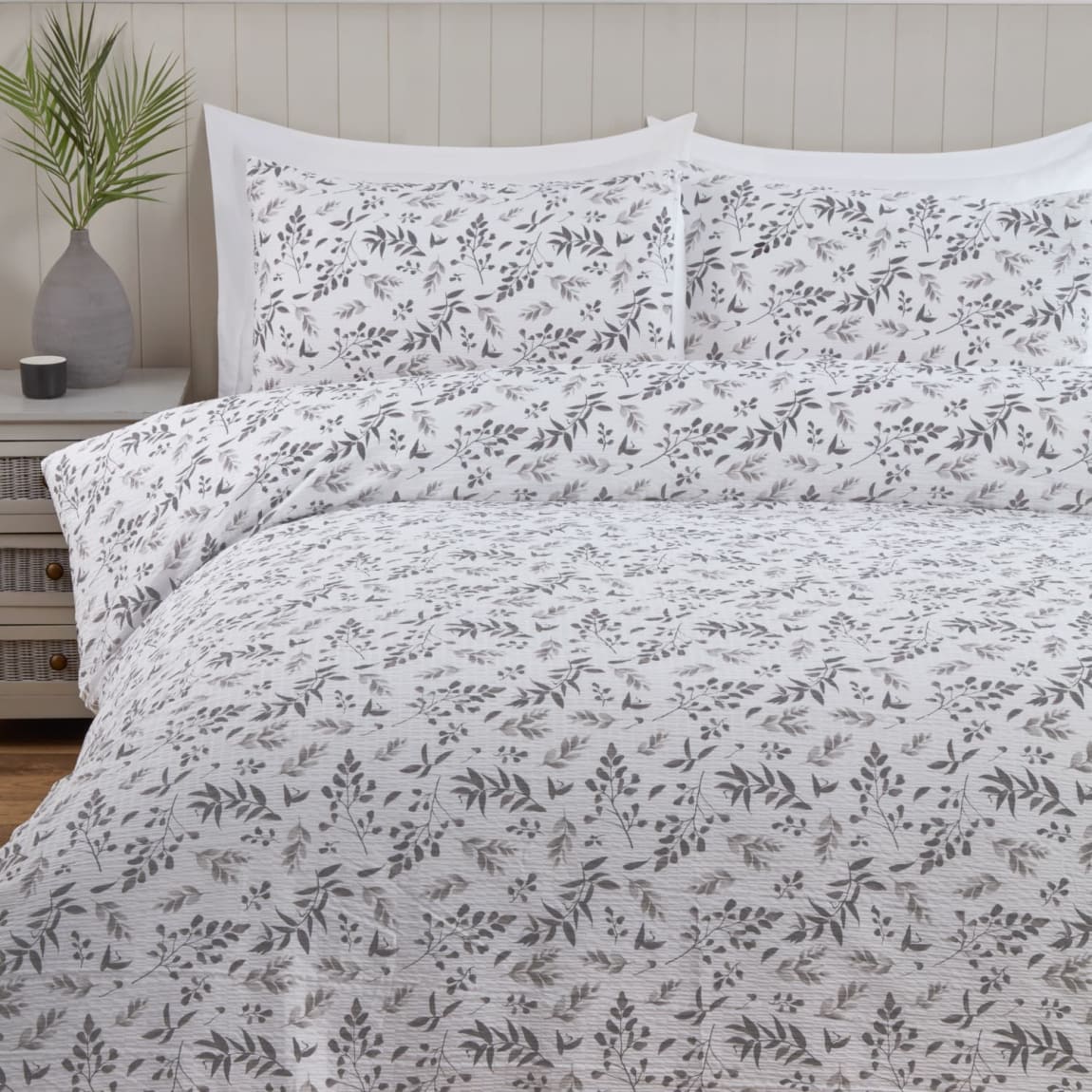 Evie Floral King Duvet Set