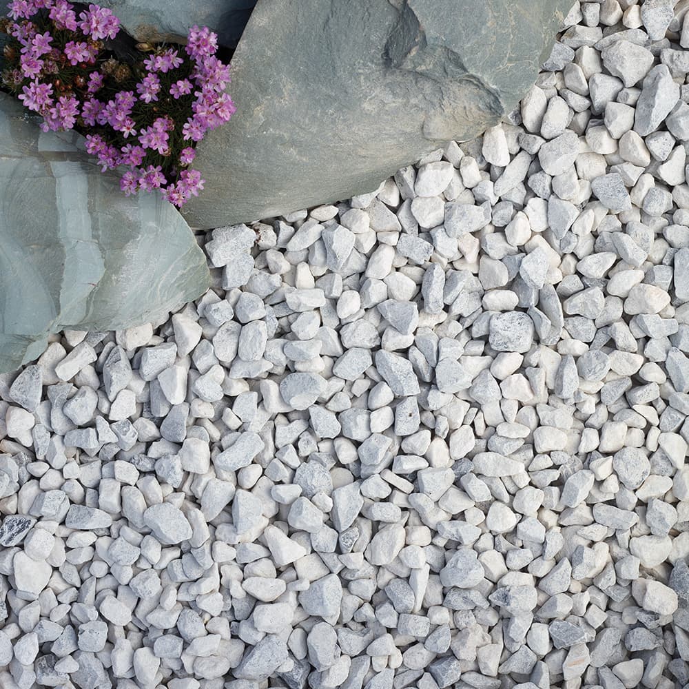 Alaskan Mix Chippings 750kg - Bulk Bag