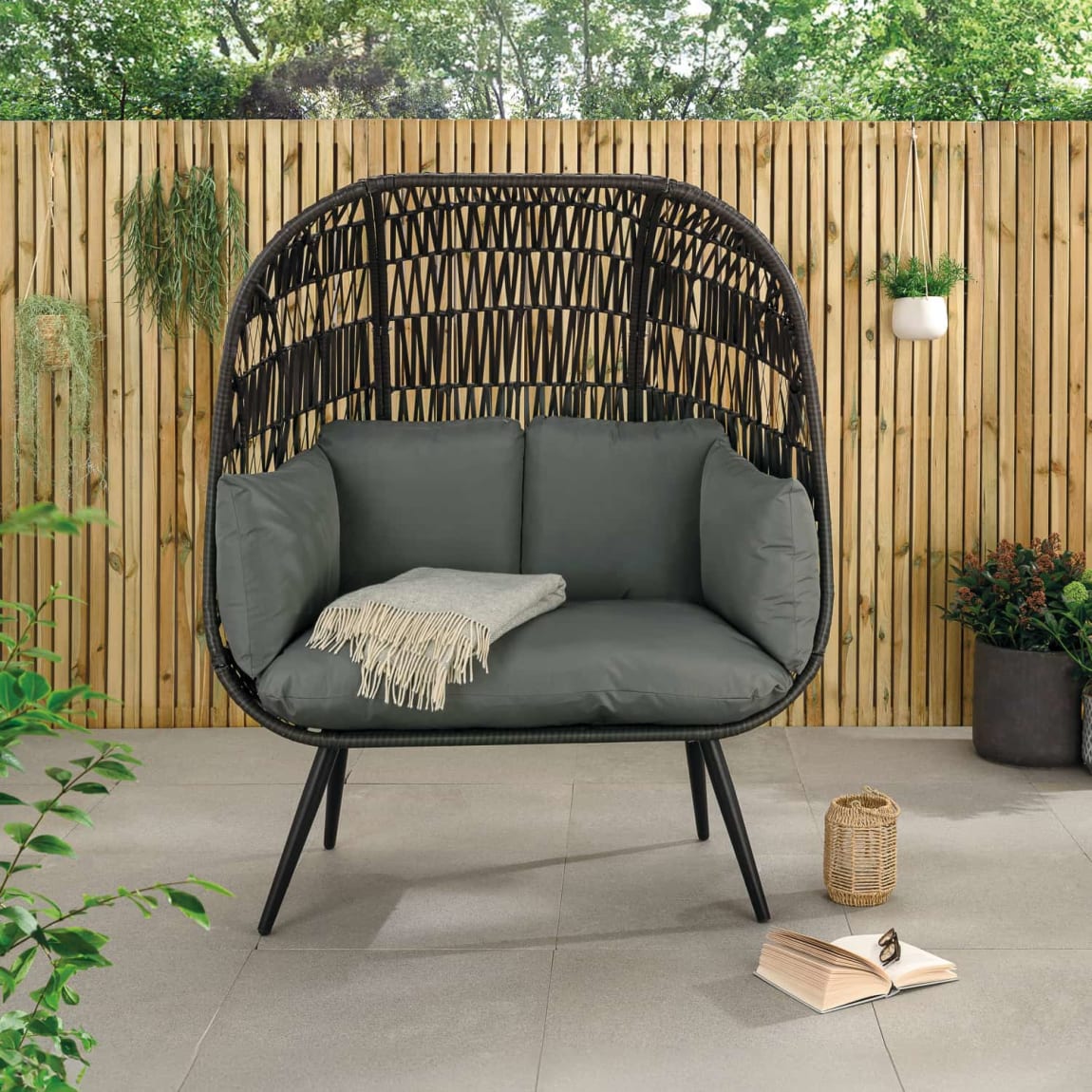 Paris Pod Chair