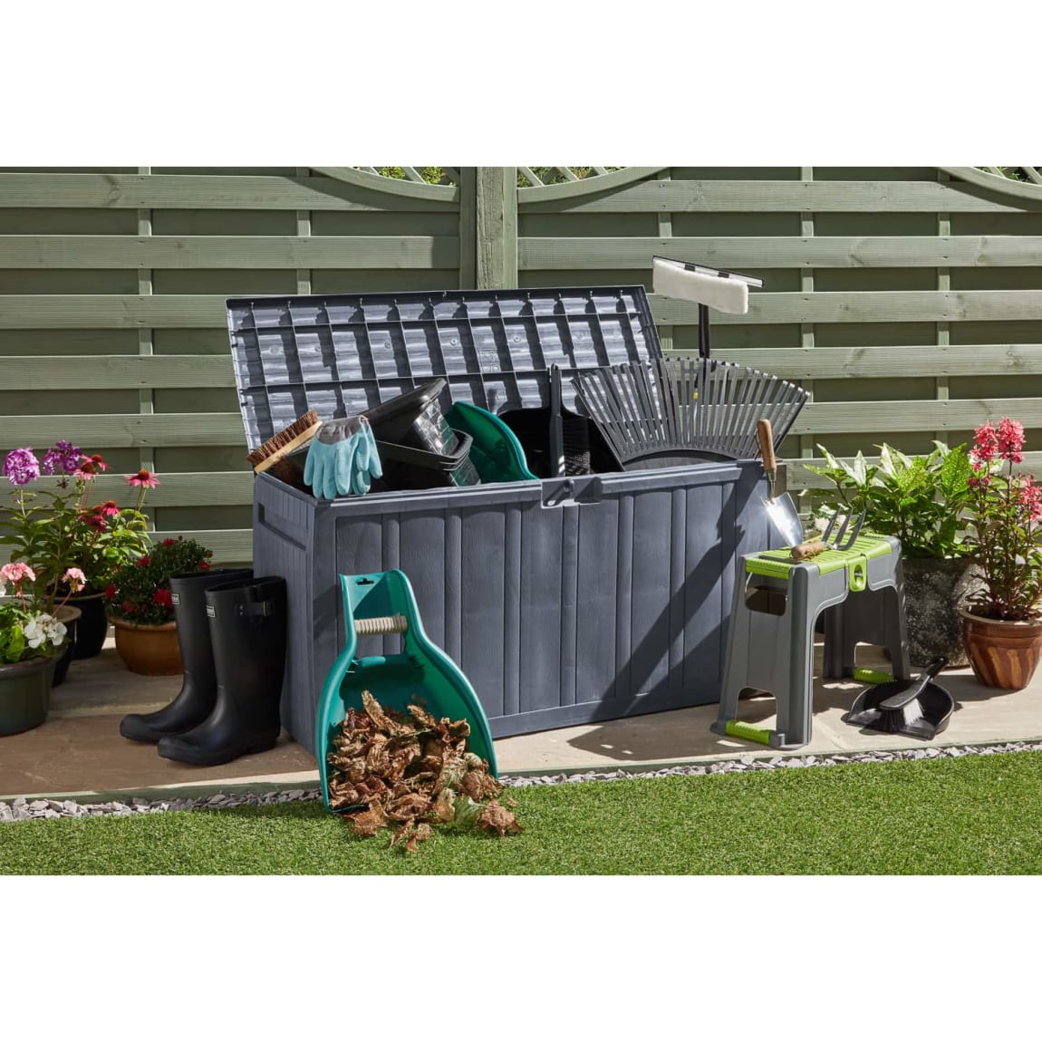 Addis Outdoor Storage Chest 270L
