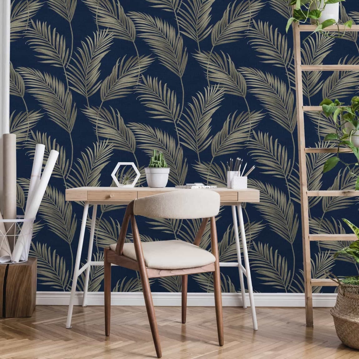 Aruba Navy & Gold Wallpaper