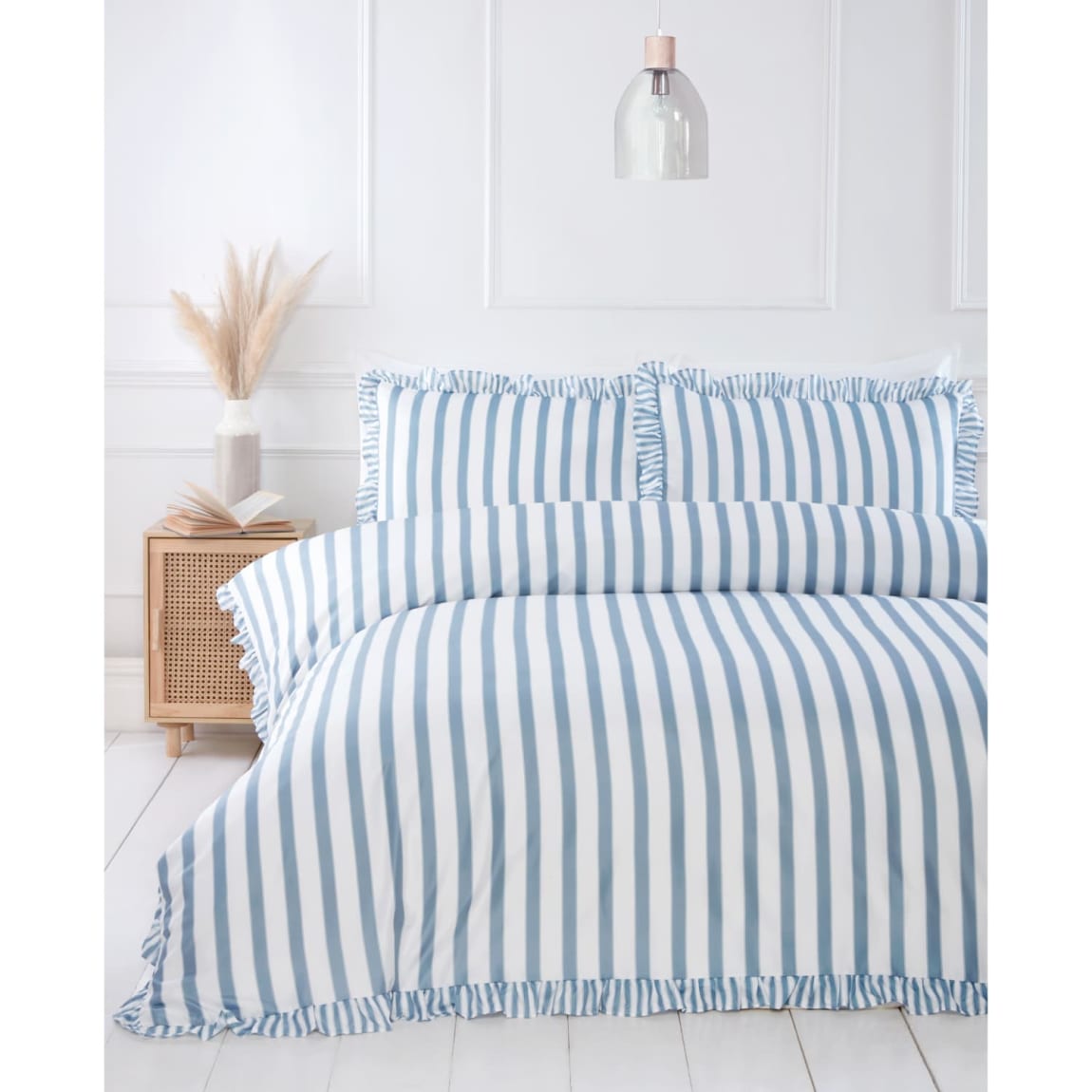 Hebden Striped Double Duvet Set - Blue
